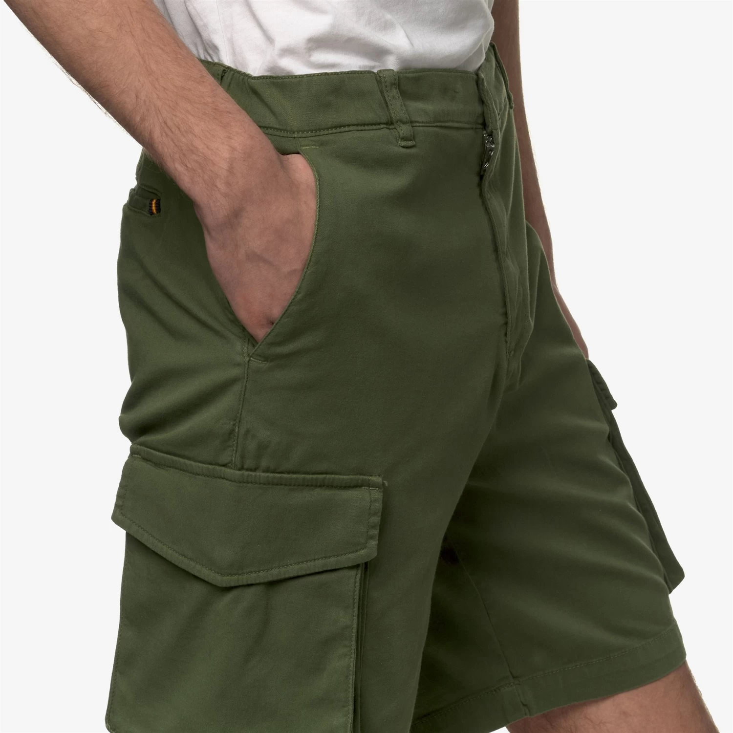 DAVON - Shorts - Cargo - Man - GREEN CYPRESS - immagine 2